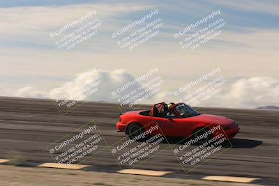 media/Jan-04-2026-SCCA SD (Sun) [[defc442887]]/4-Novice Group/Session 2 Bowl Speed Pans/